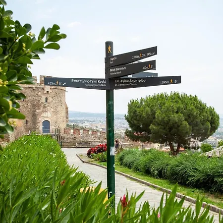 Portara Two Penthouse Flat With View Apartament Salonic